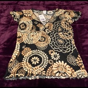 NWT light weight top